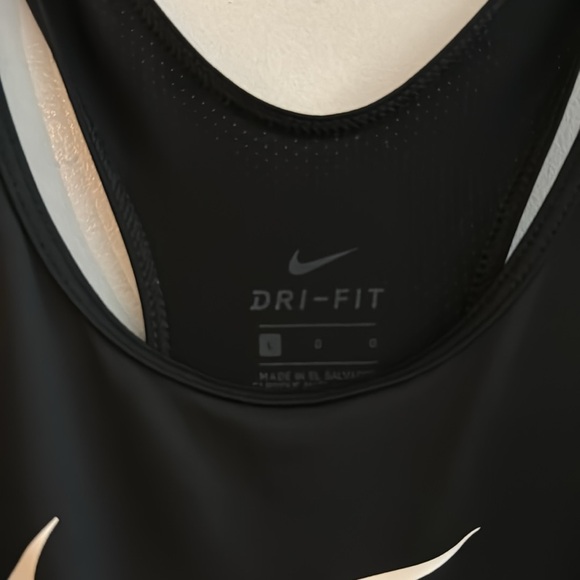 Nike Dri-Fit Top- Size Large - Picture 2 of 3